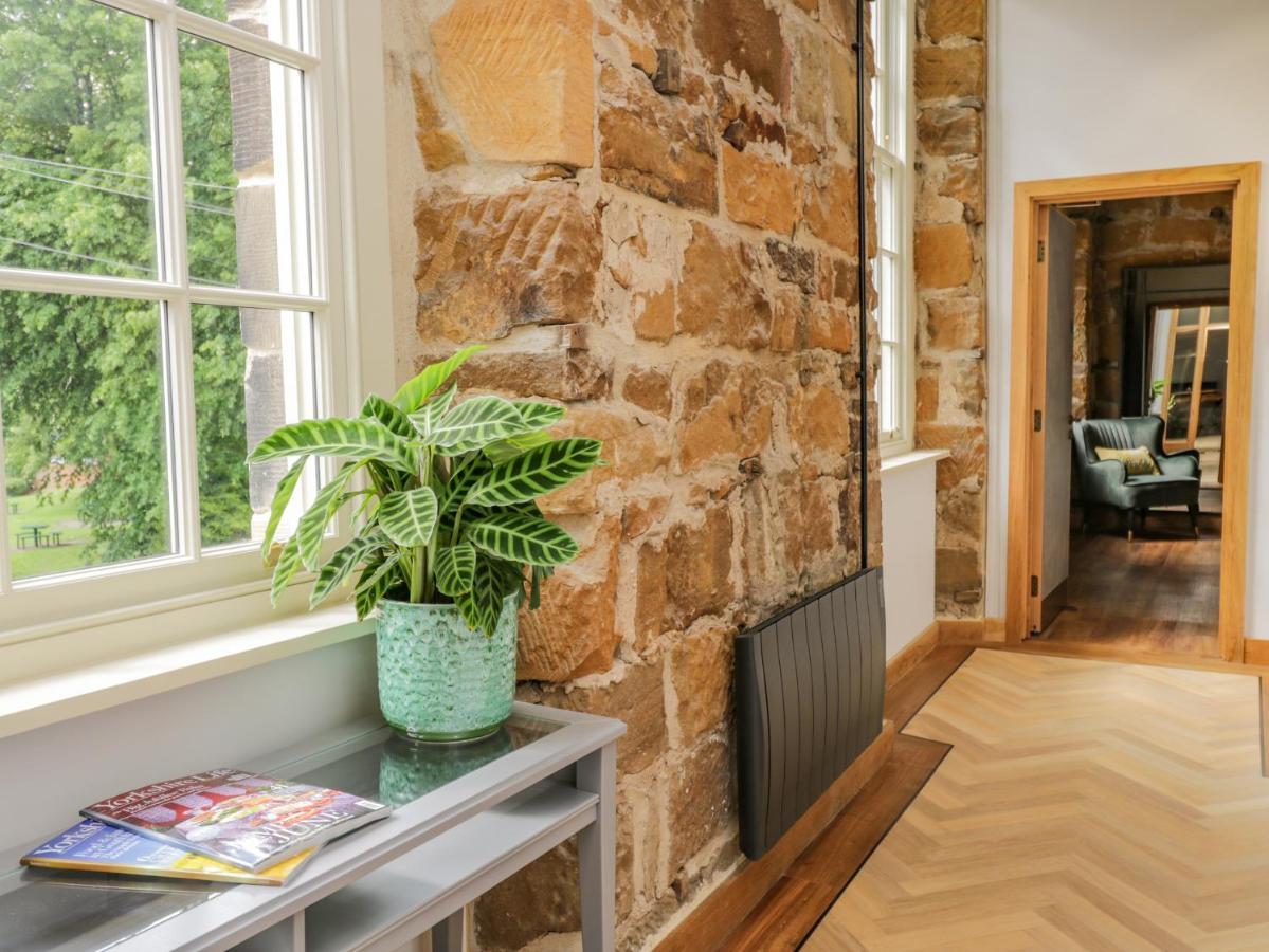 Guisborough Town Hall Bagian luar foto